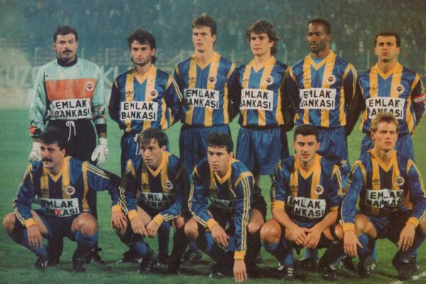Fenerbahçe: Η Ιστορία και οι Σύγχρονες Προκλήσεις της Ομάδας