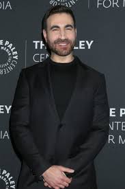 Brett Goldstein: Ο άνδρας πίσω από τον Roy Kent