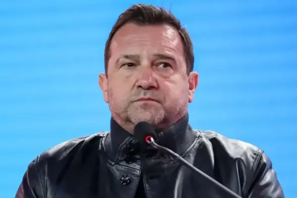 μανεσησ — GR news