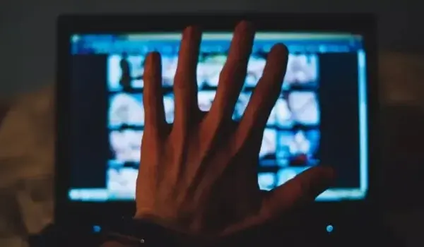 ο γιατροσ — GR news