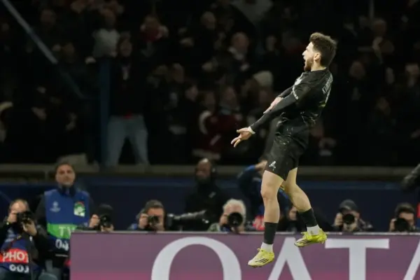 παρι — GR news