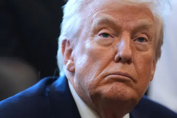 τραμπ — GR news