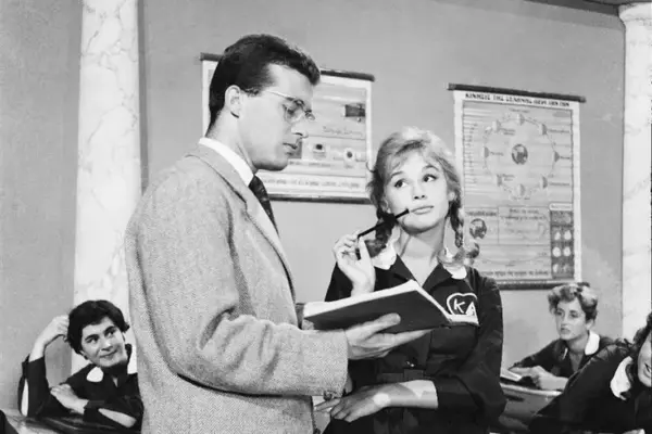 αλίκη βουγιουκλάκη — GR news