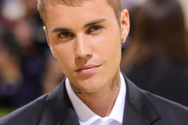 justin bieber — GR news