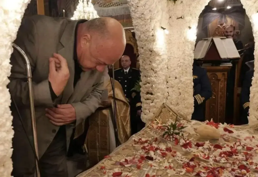 χρόνια πολλά χριστόσ ανέστη — GR news