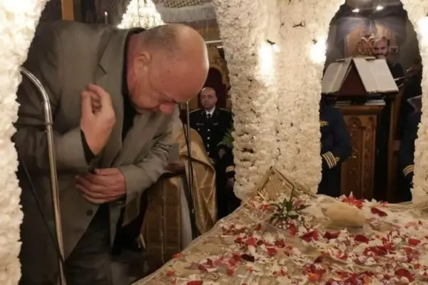 χρόνια πολλά χριστόσ ανέστη — GR news