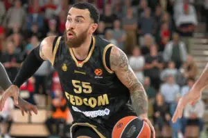 μάικ τζέιμσ — GR news