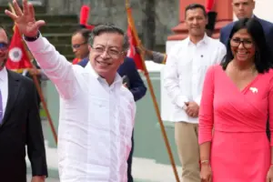 νικολάσ μαδούρο — GR news